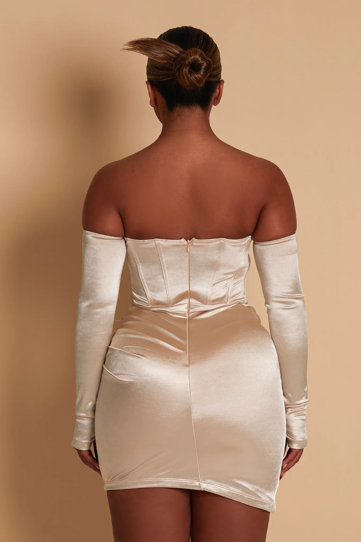 Cream Lace Cup Dress - Image 5