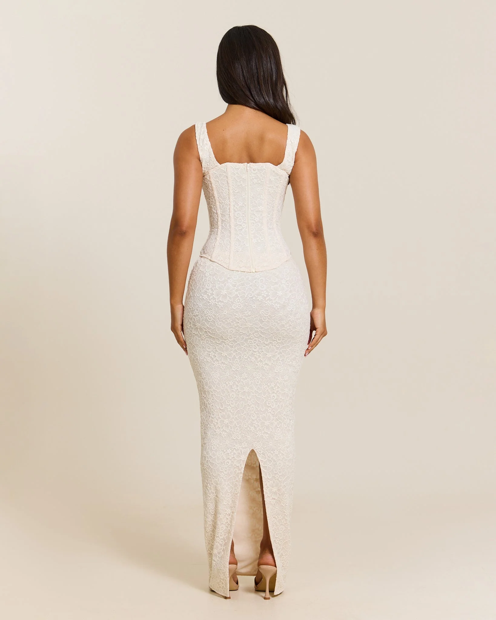 The Cinched Lace Maxi Set in Off White - Image 5