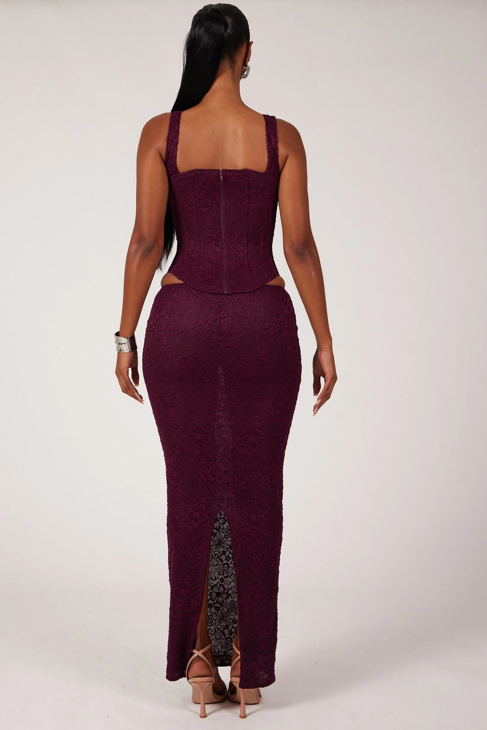The Cinched Lace Maxi Skirt in Plum - Image 9