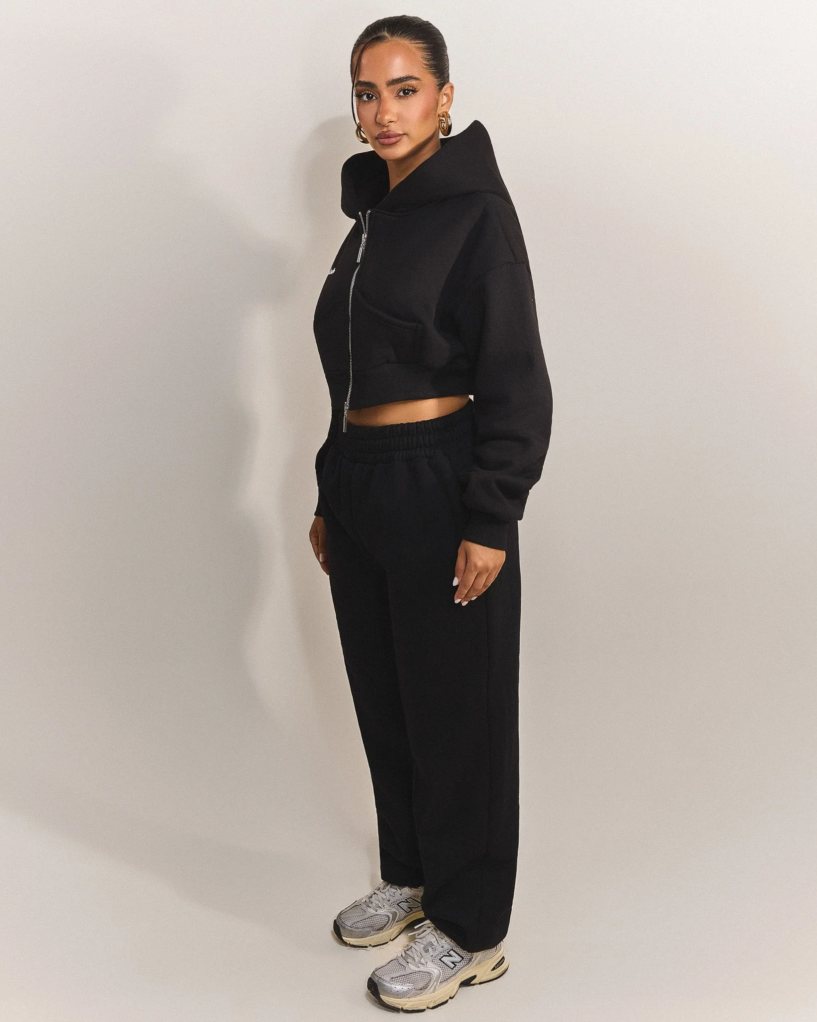 The Classics Cropped Zip Hoodie in Black - Image 4