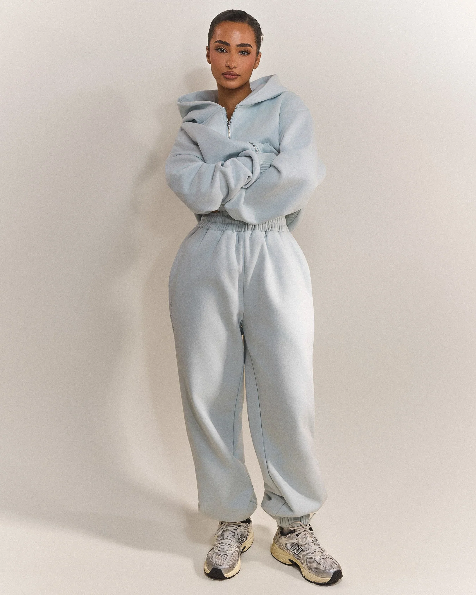 The Classics Cuffed joggers in Baby Blue - Image 3