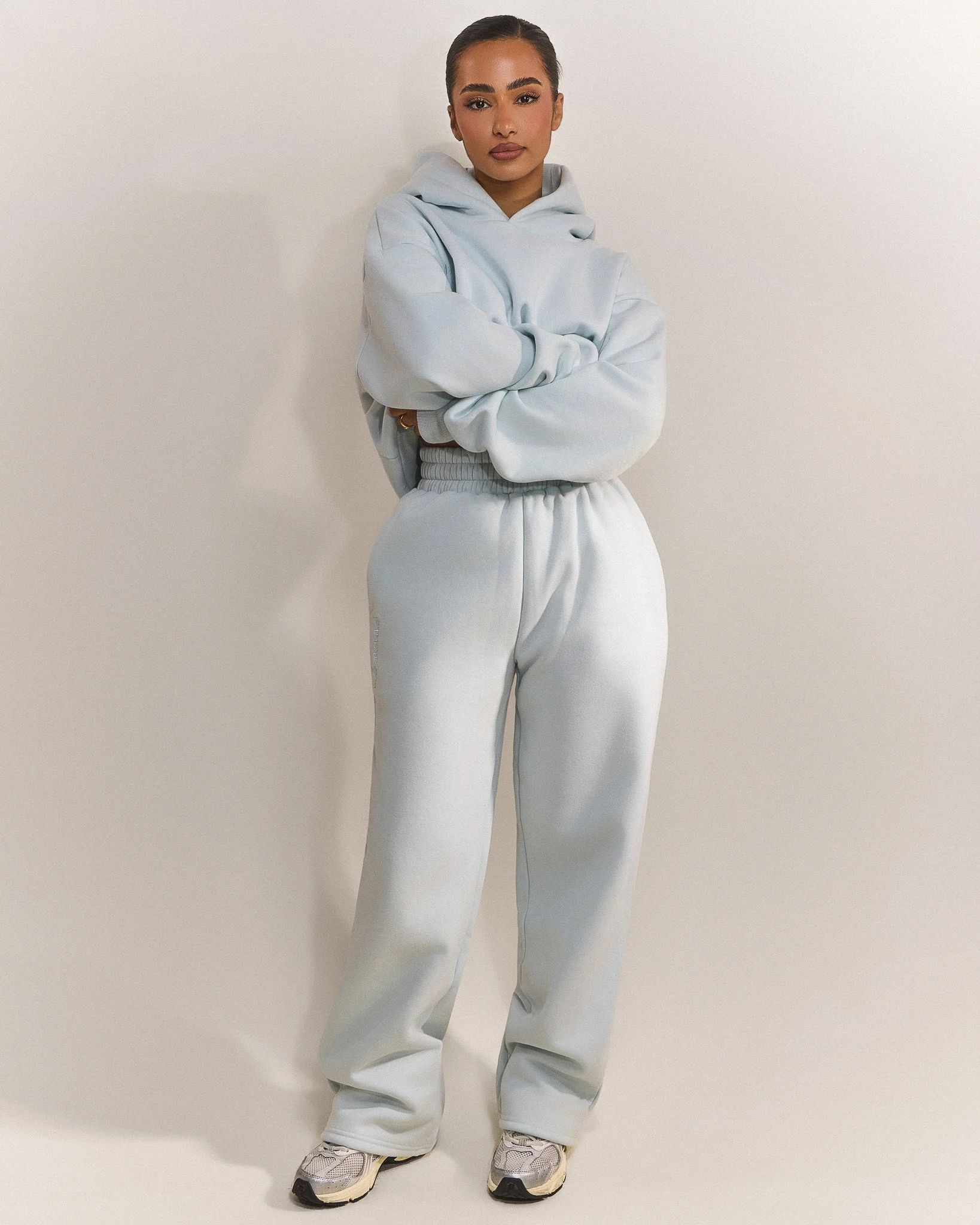 The Classics joggers in Baby Blue - Image 4