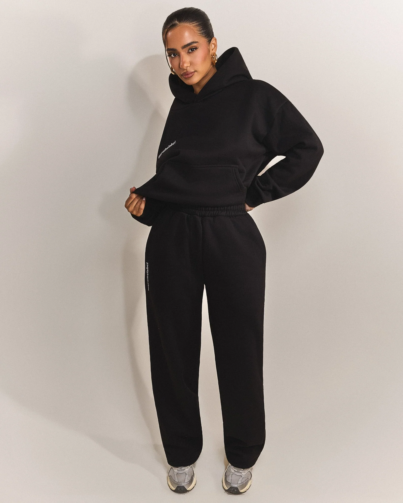 The Classics Joggers in Black - Image 2