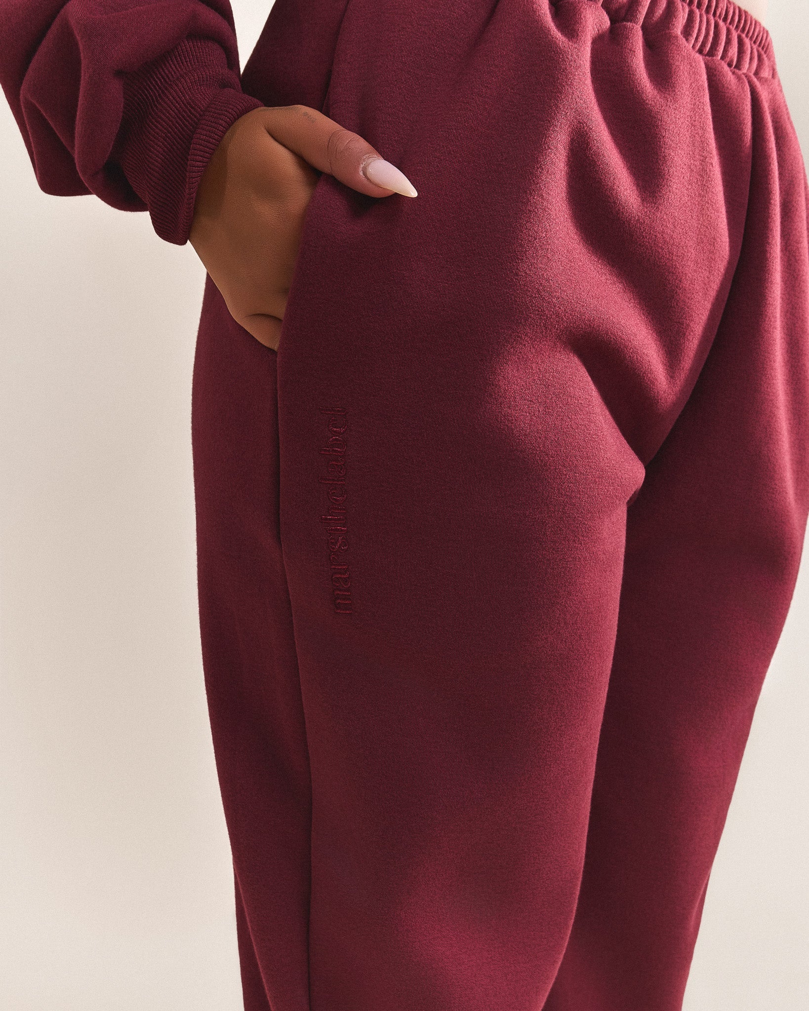 The Classics Joggers in Wine - Image 6