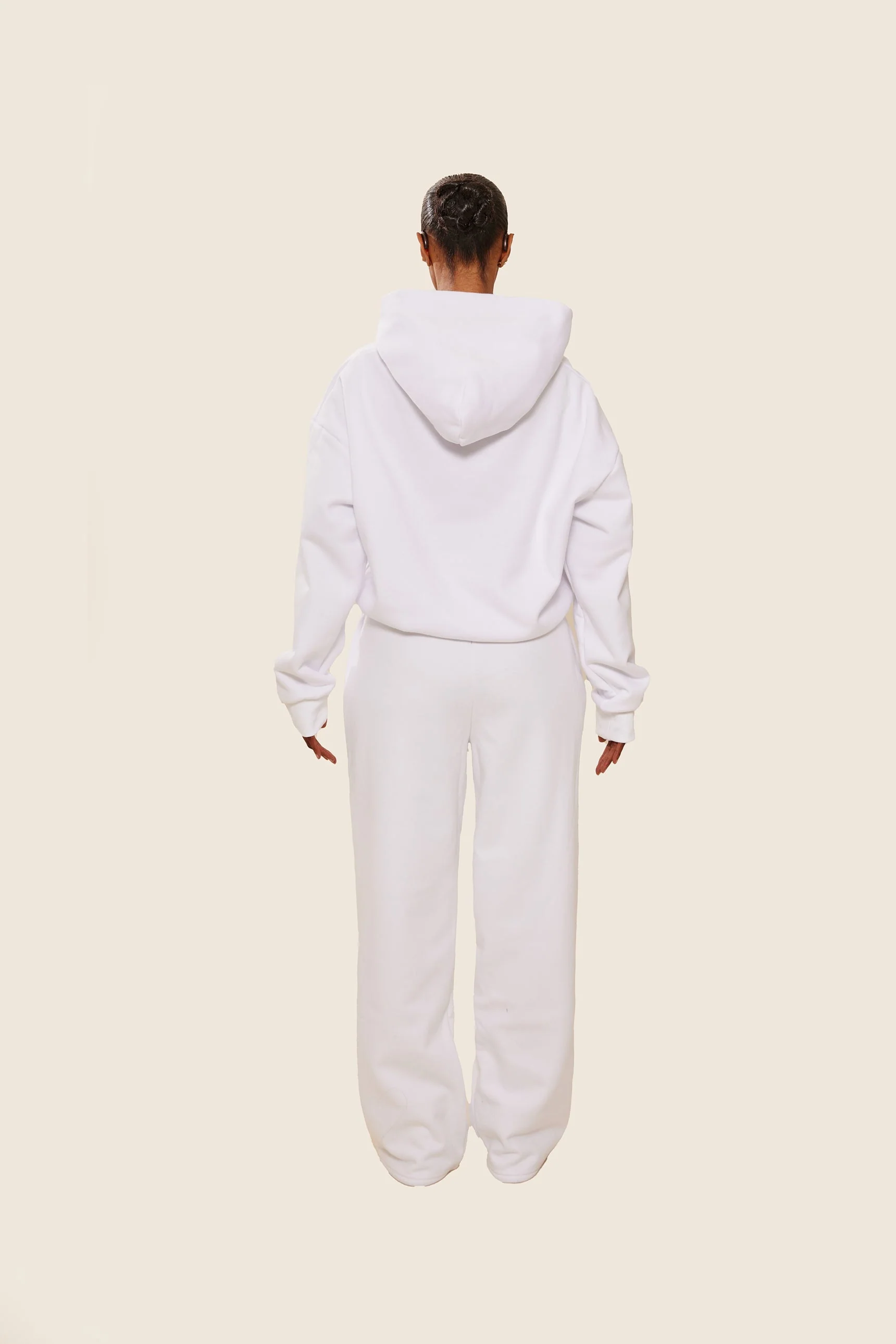 The Classics joggers in White - Image 3
