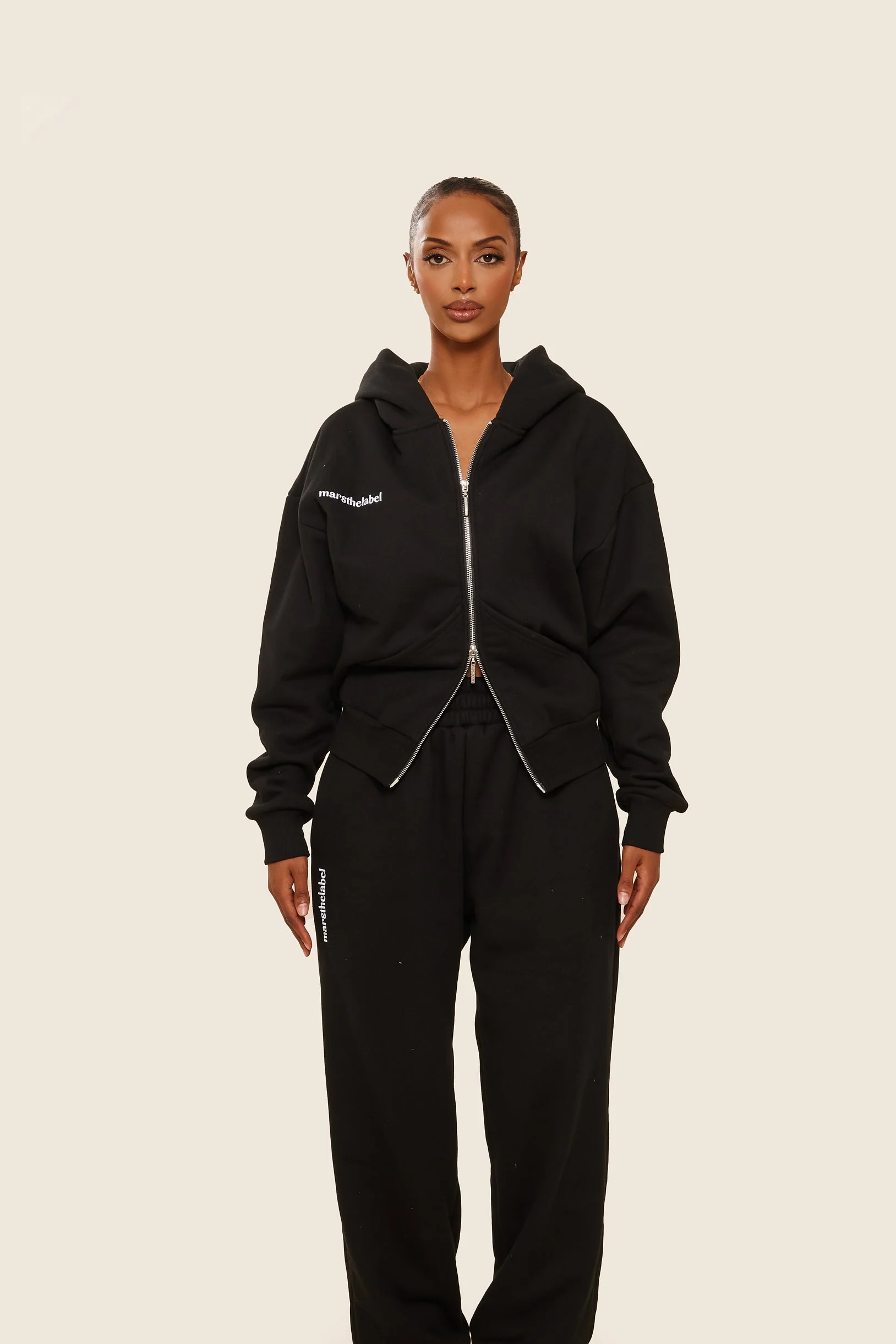The Classics Longline Zip Jacket in Black - Image 6