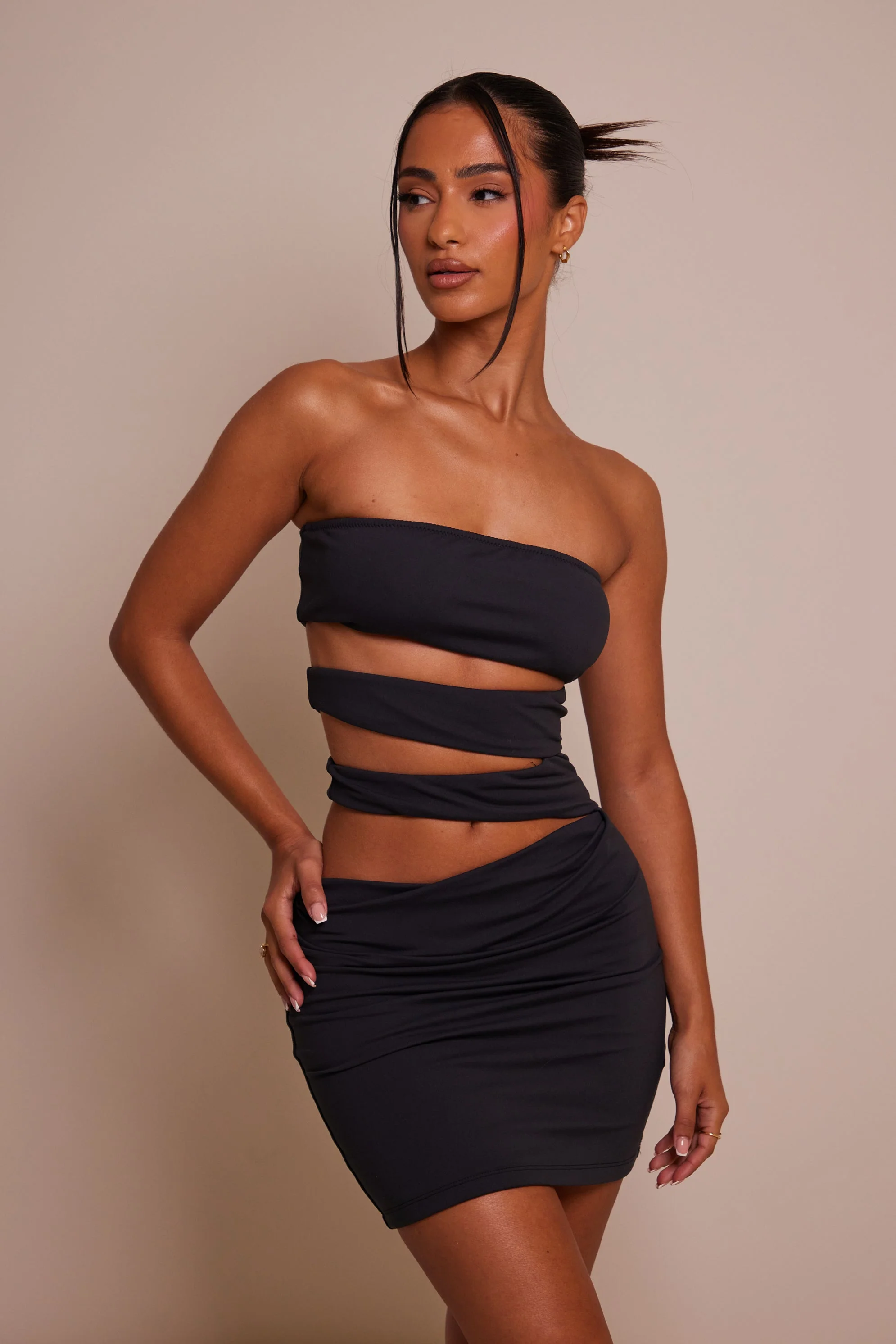 The Multi Strap Mini in Black - Image 10