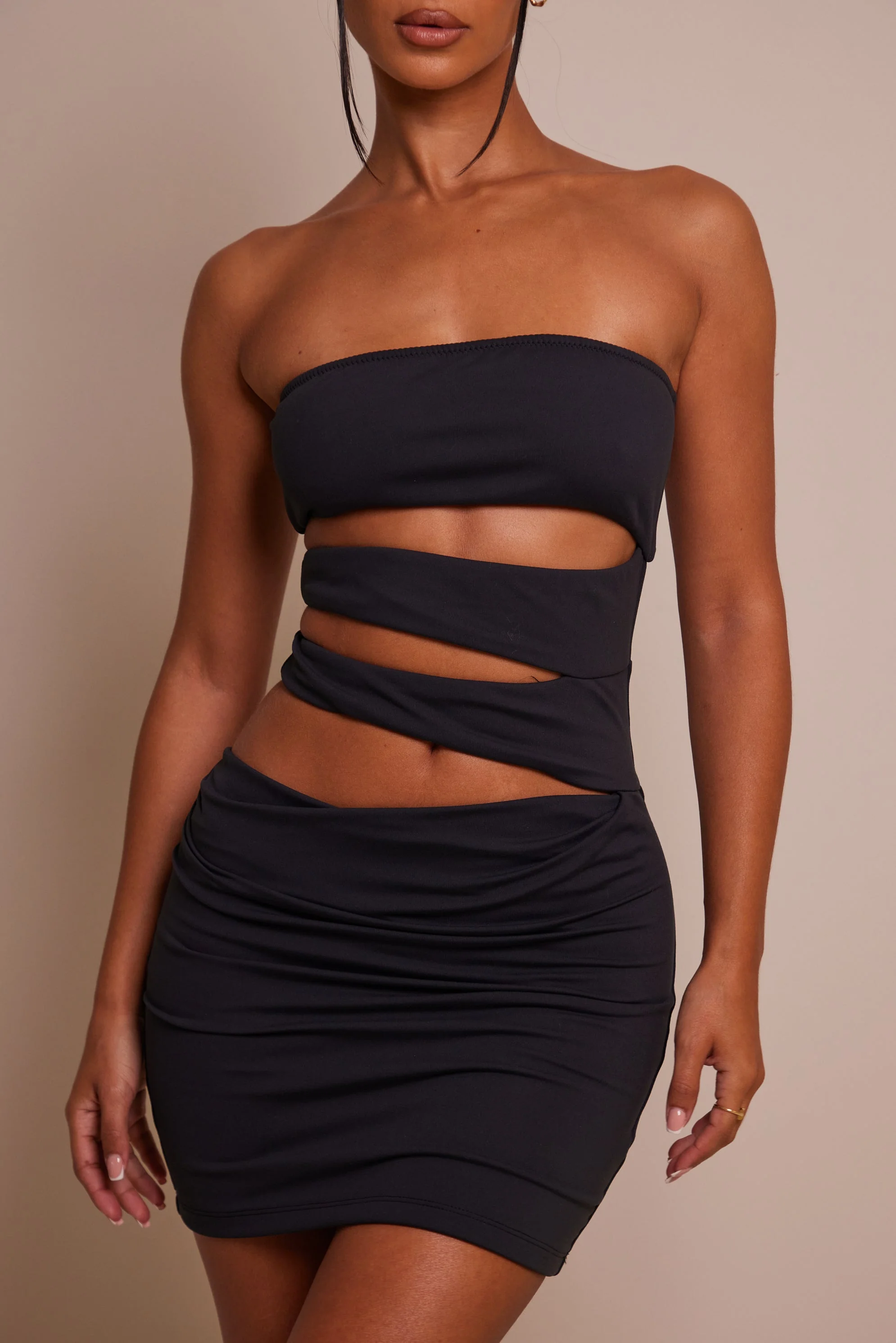 The Multi Strap Mini in Black - Image 11