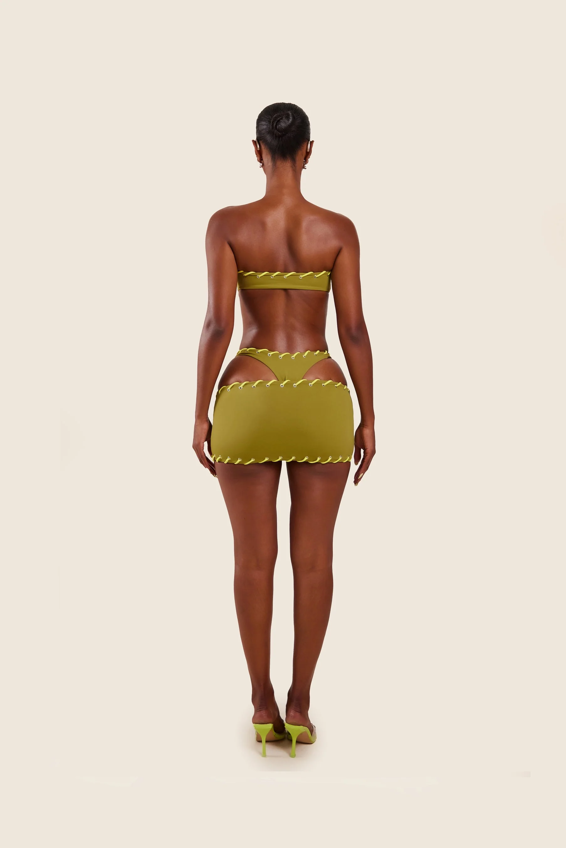 The Alexis Coverup in Green - Image 3