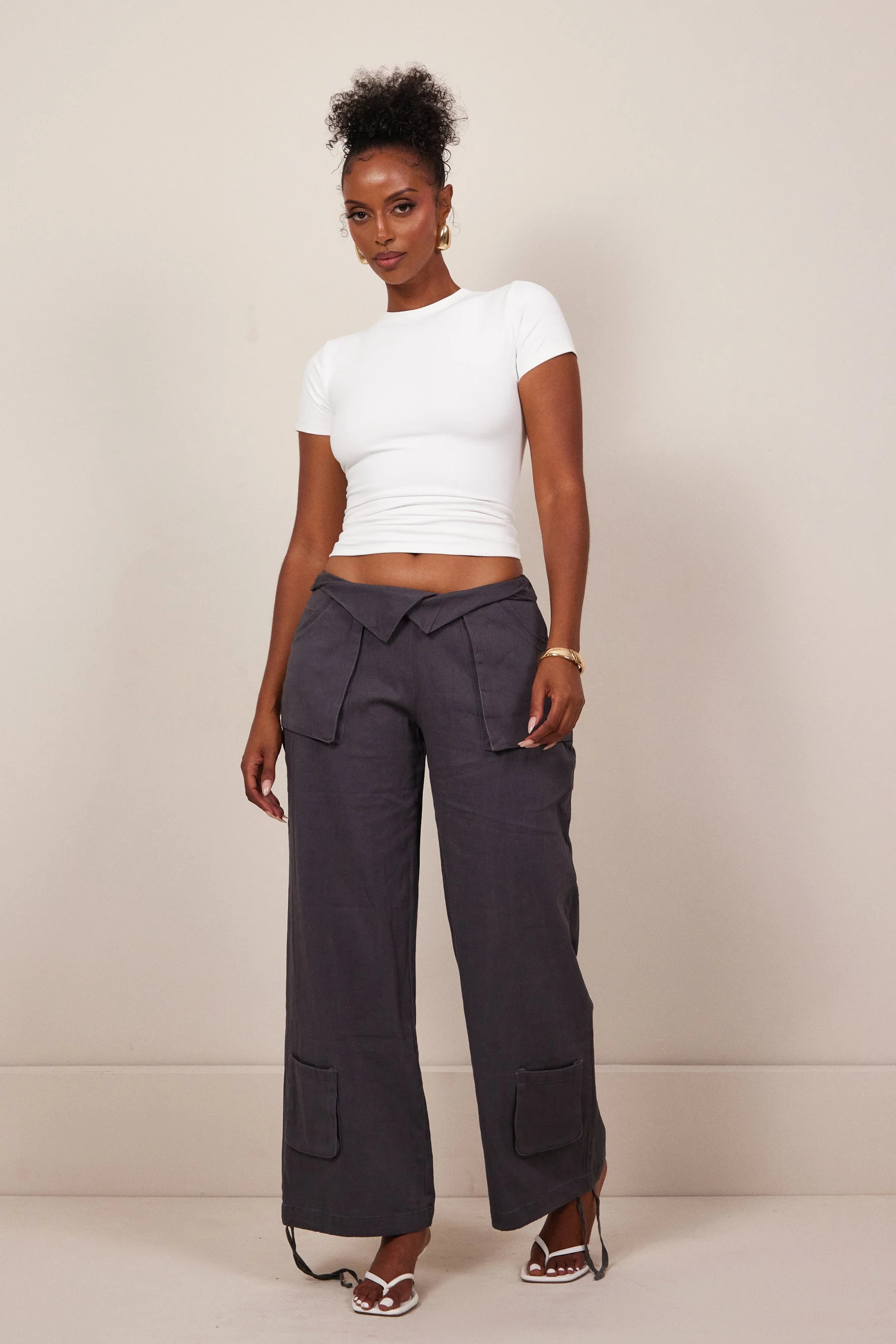 The Rylee Cargos in Charcoal - Image 10
