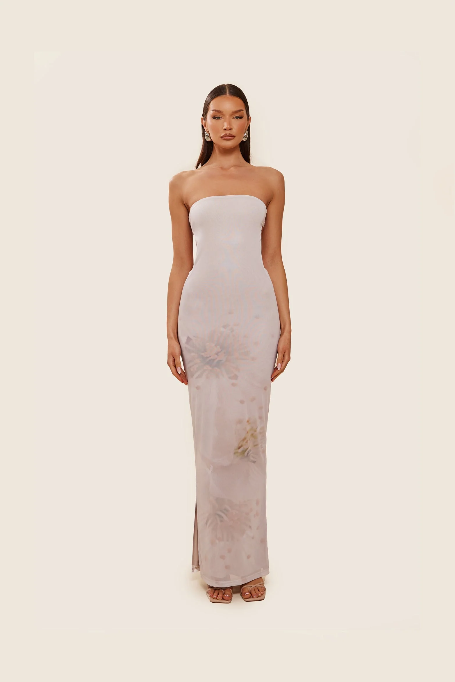 The Freya Maxi in Light Print - Image 6