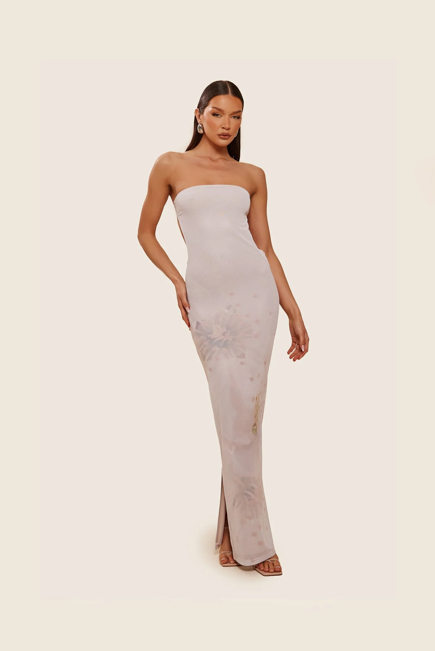The Freya Maxi in Light Print - Image 9