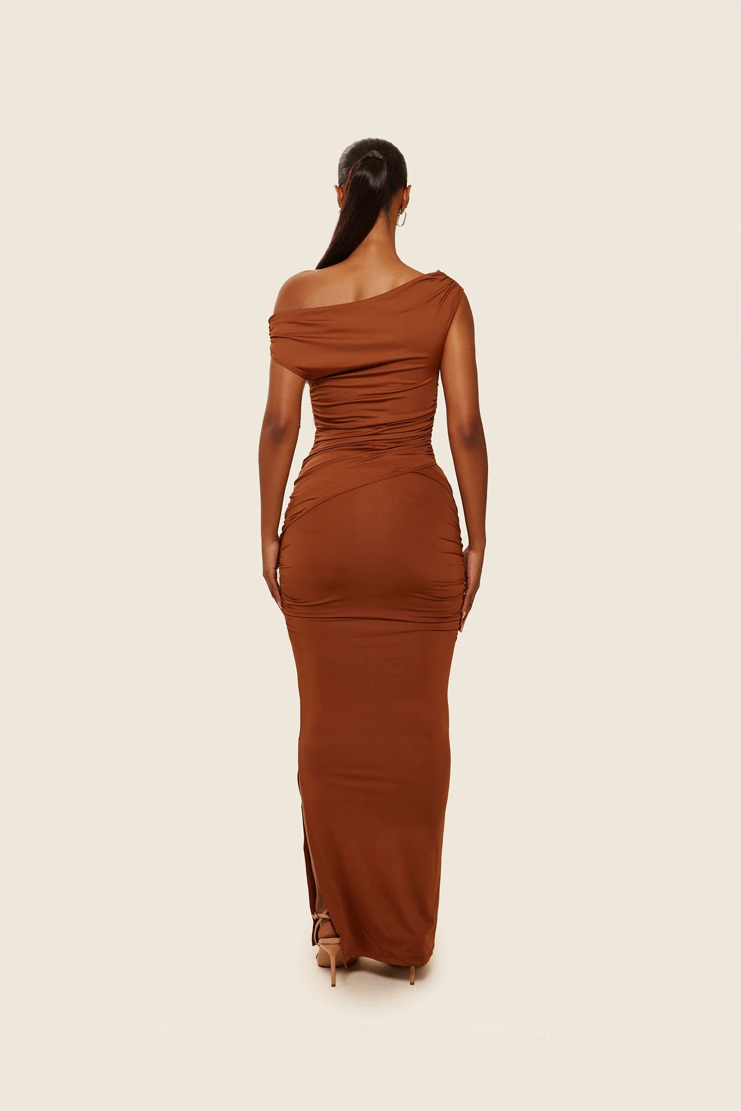 The Iris Maxi Set in Brown - Image 5
