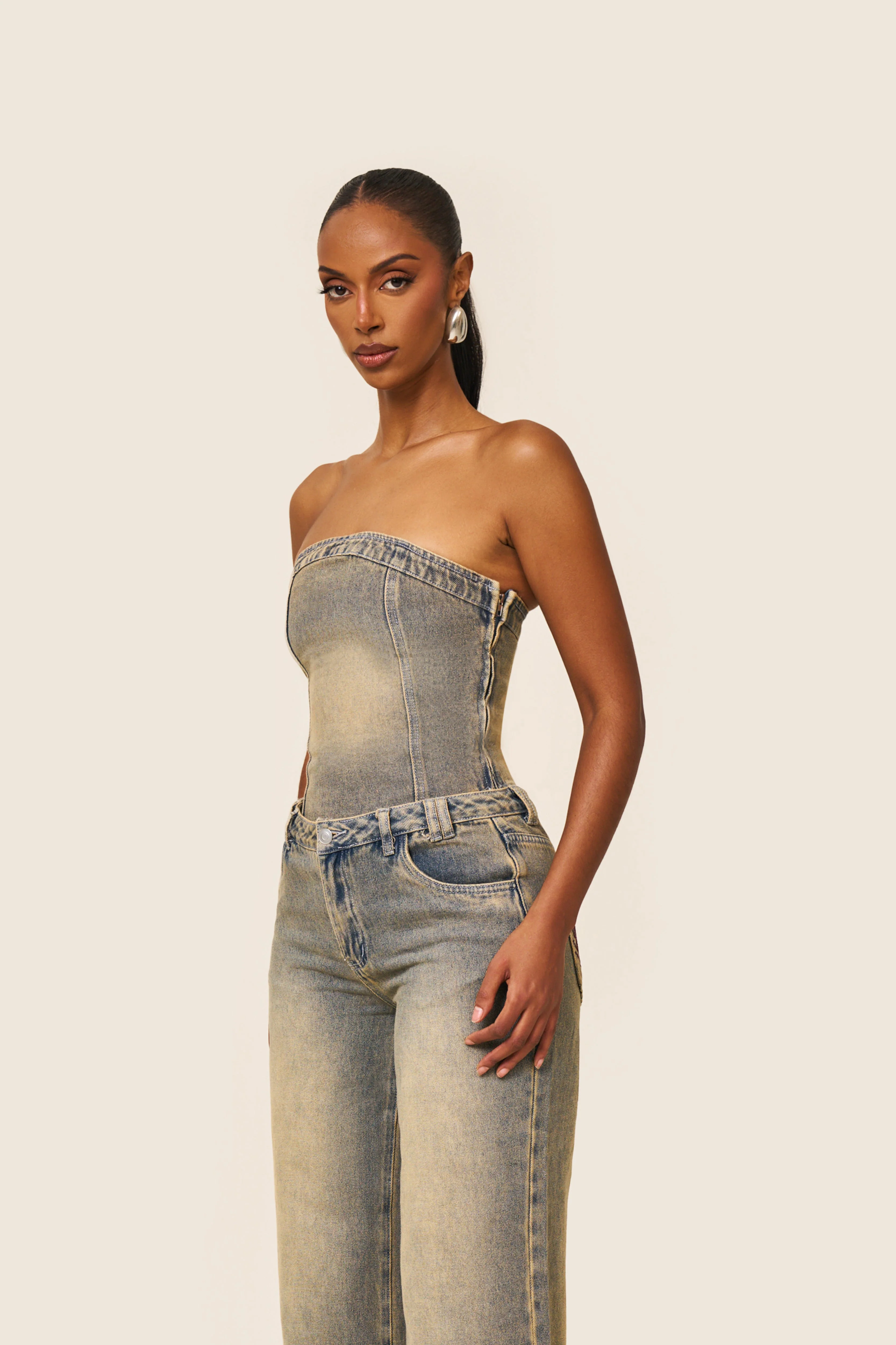 The Ivana Corset - Image 17