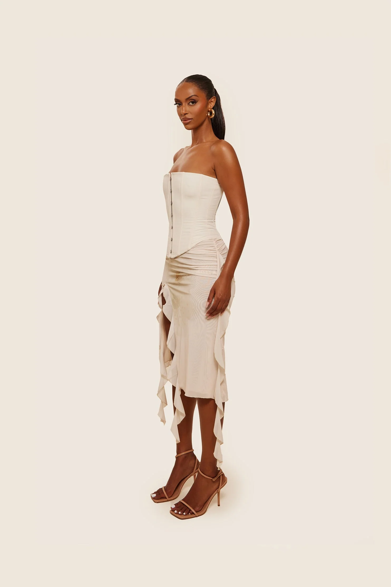 The Kaytee Corset in Off White - Image 6