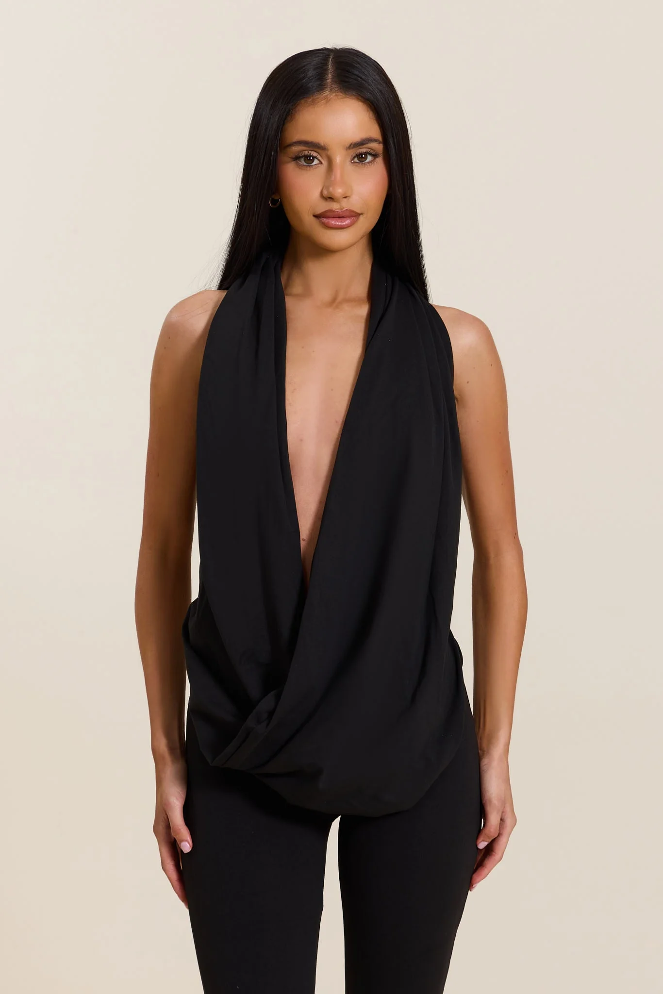 The Leia Top in Black - Image 8