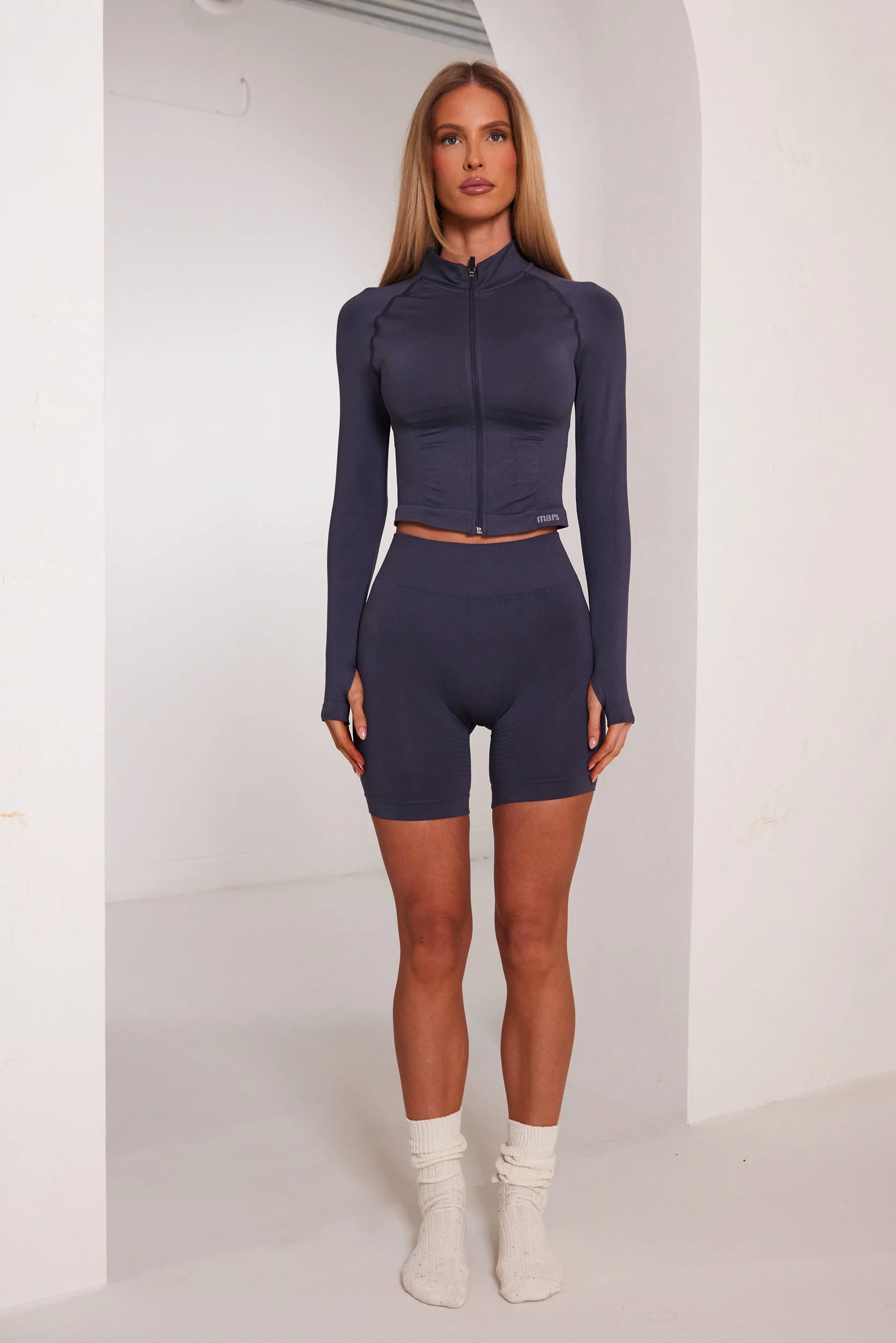 The Mars Seamless Shorts in Navy - Image 3