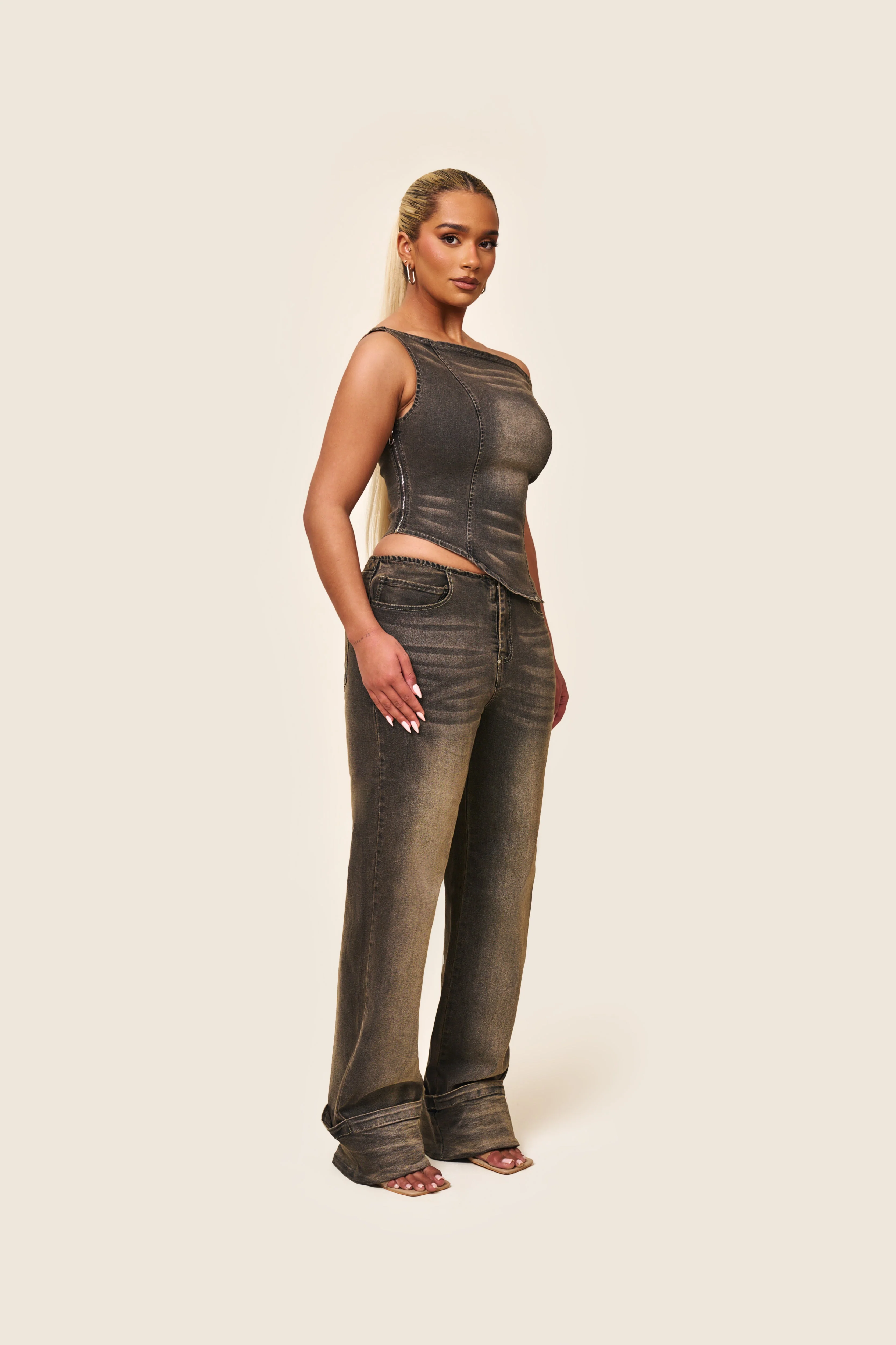 Mika Jeans - Image 13