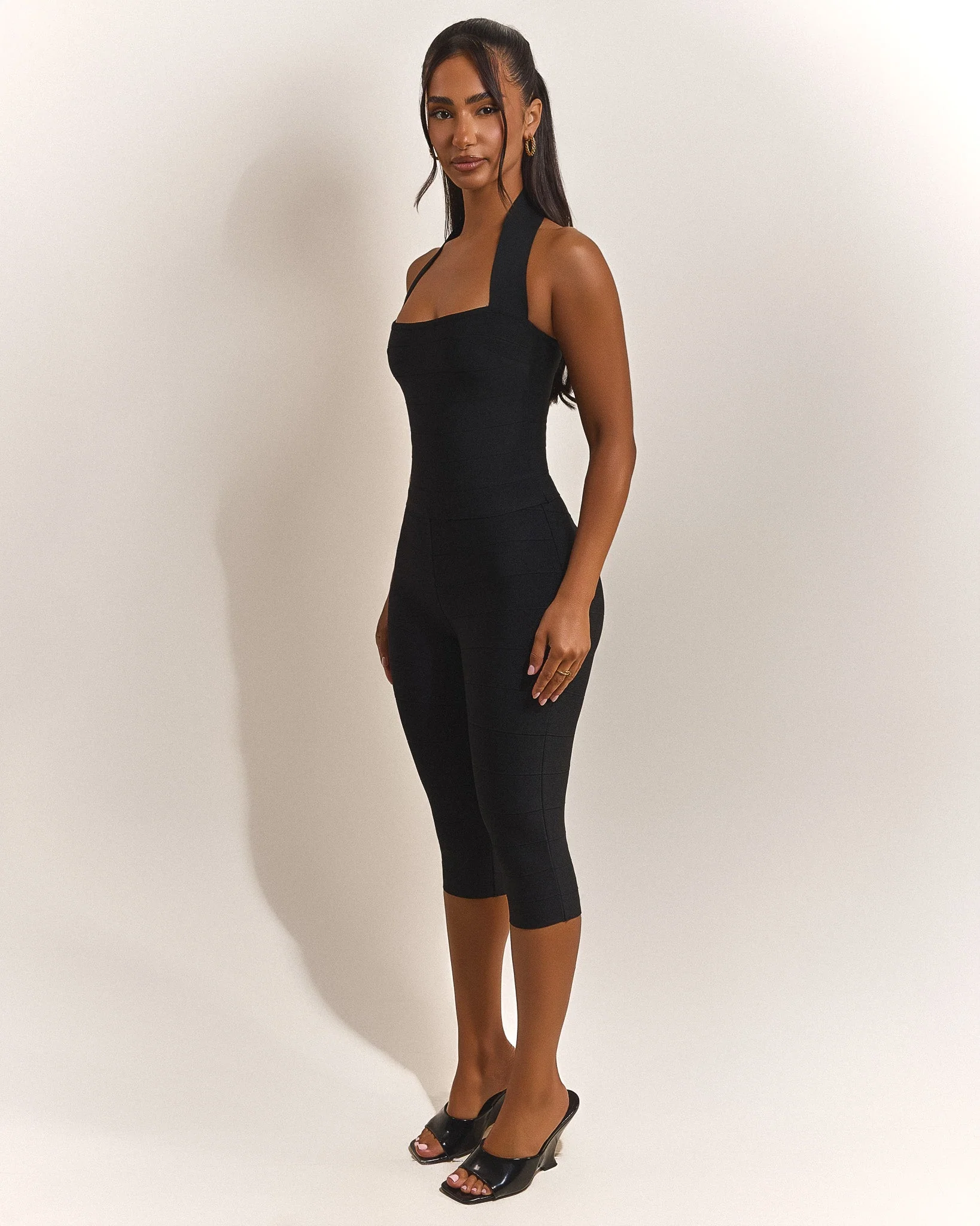 The Natalia Capris in Black - Image 3