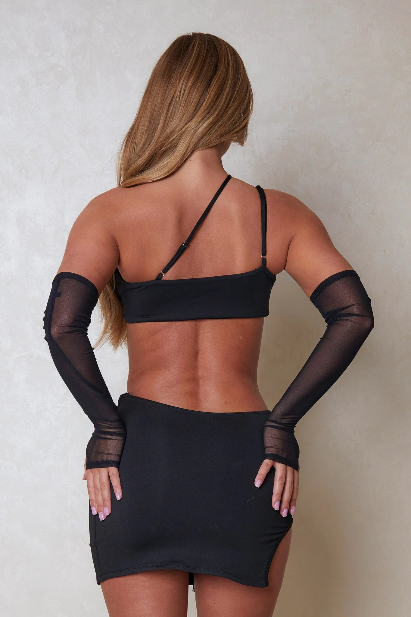 The O Ring Detail Three Piece in Black - Image 5
