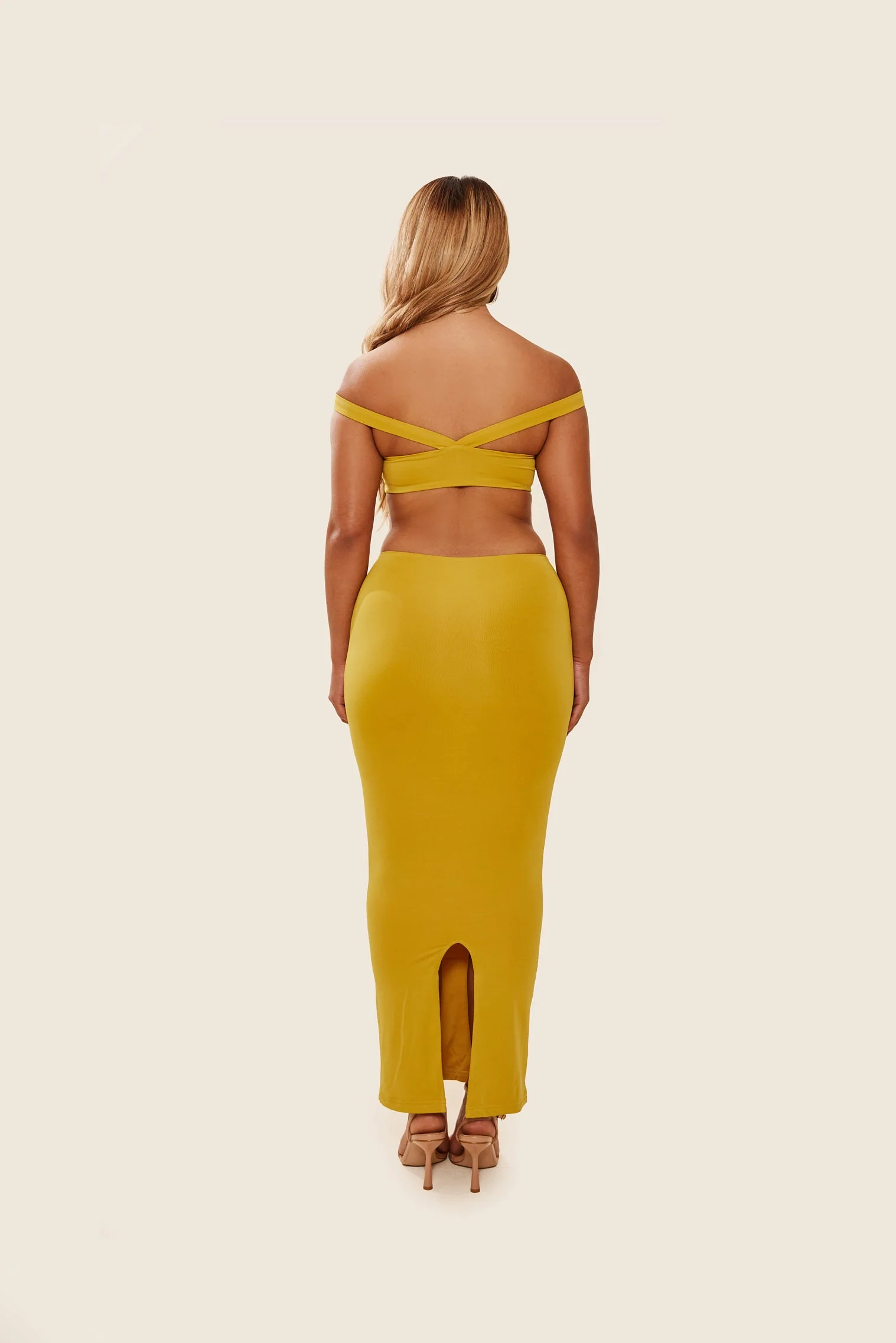 The Off Shoulder Midaxi Set in Mustard - Image 5