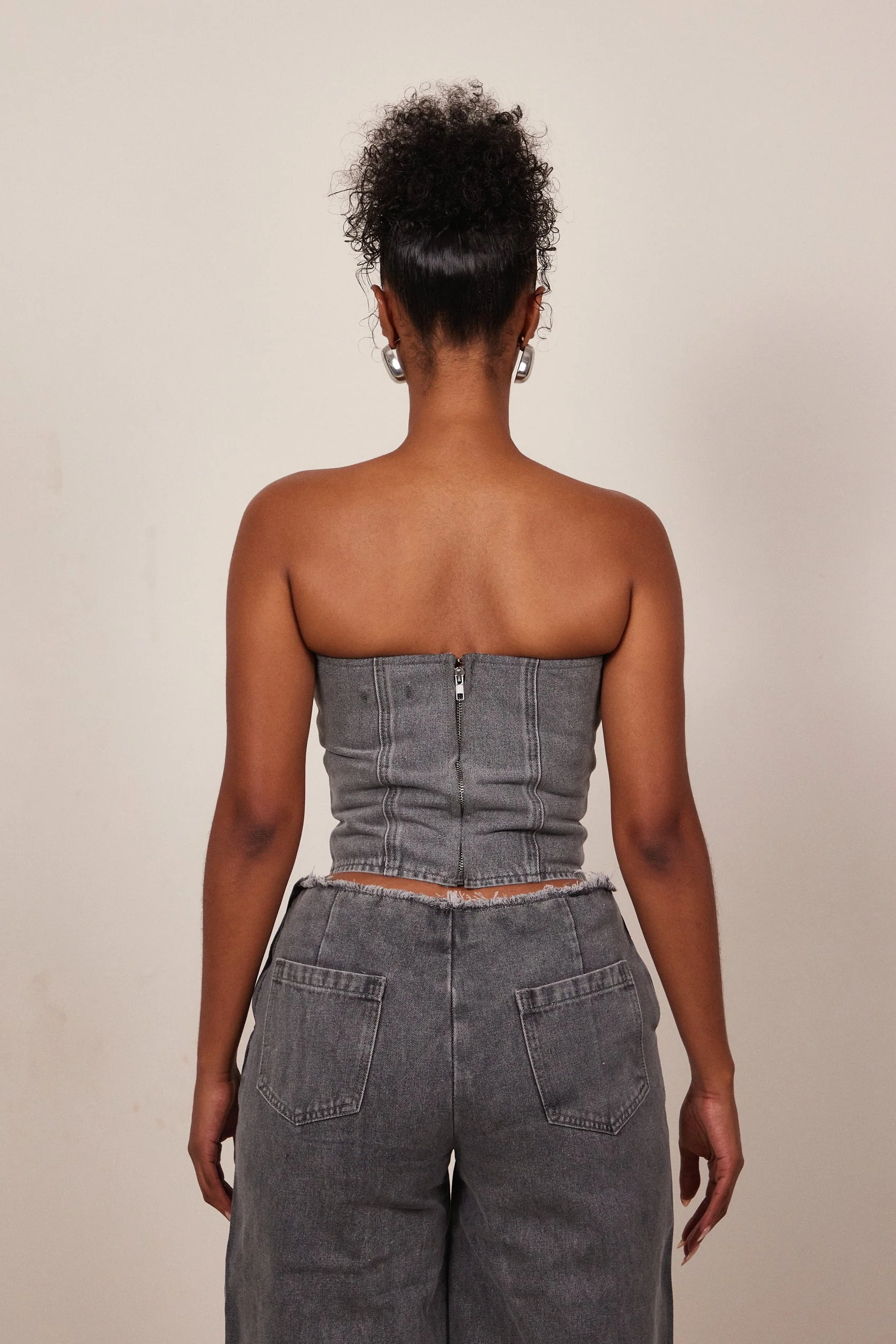 The Brooke Corset in Grey Wash - Image 4