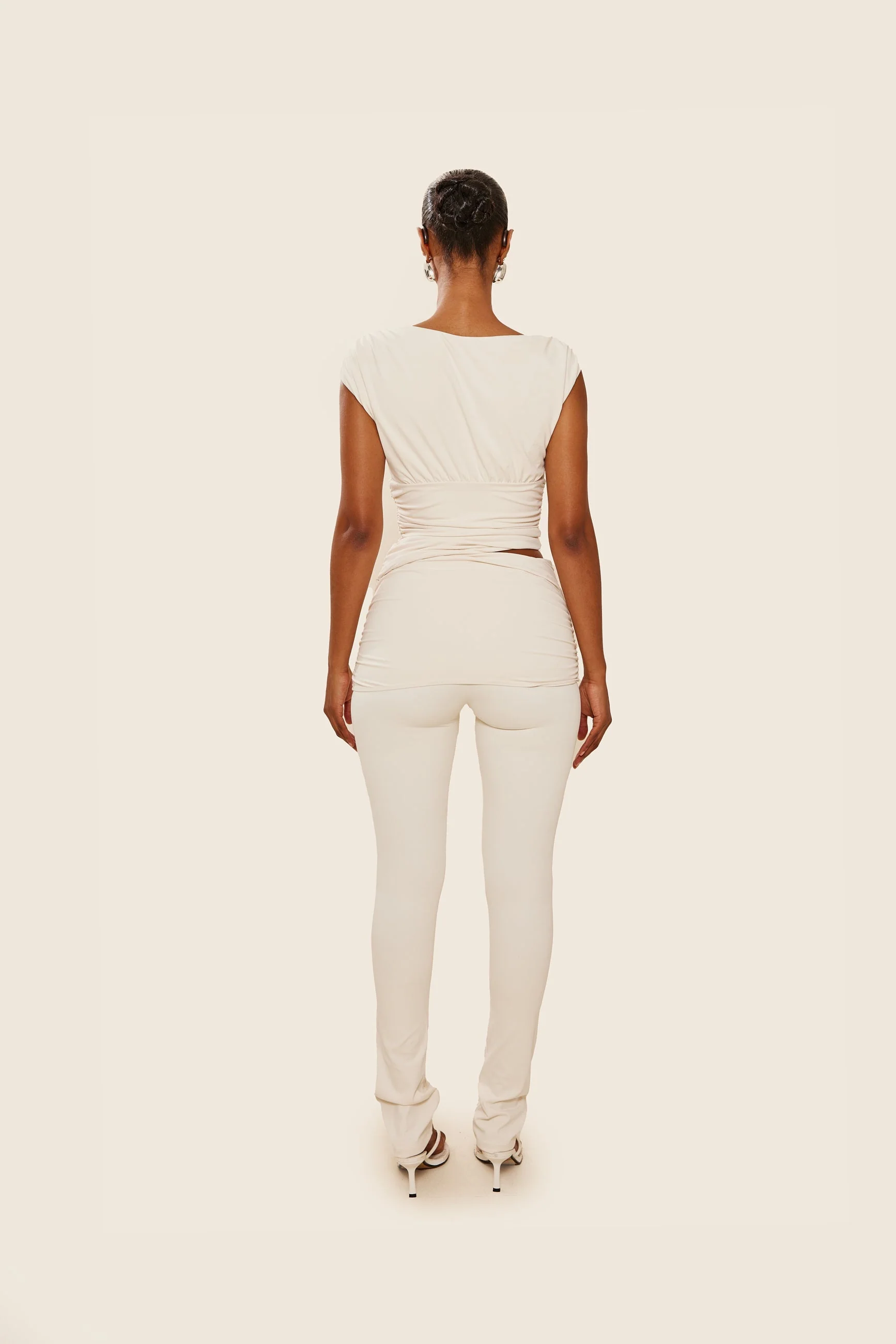 The Reese Set in Cream - Image 4