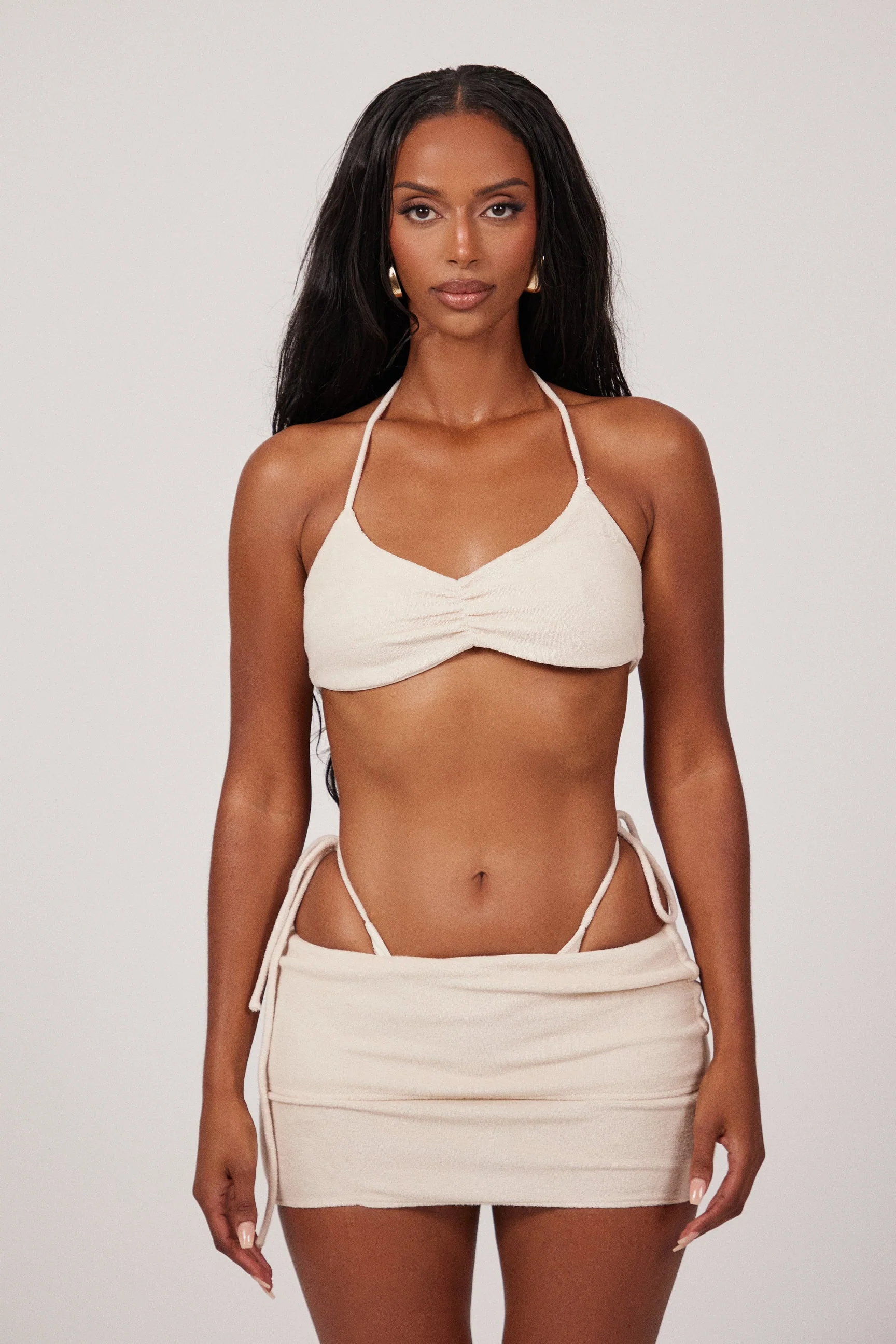 The Roja set in Taupe - Image 8