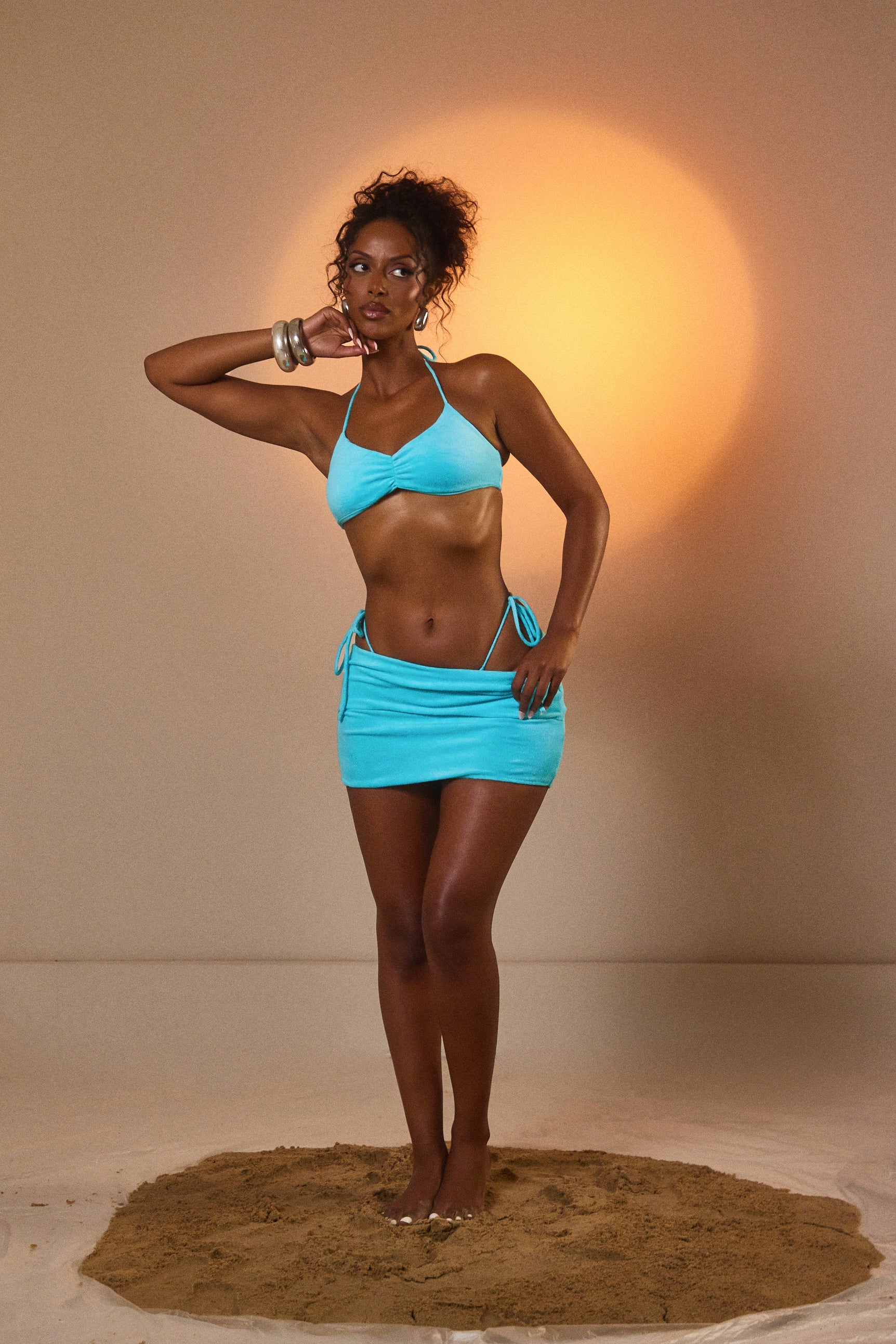 The Roja set in Aqua Blue - Image 14