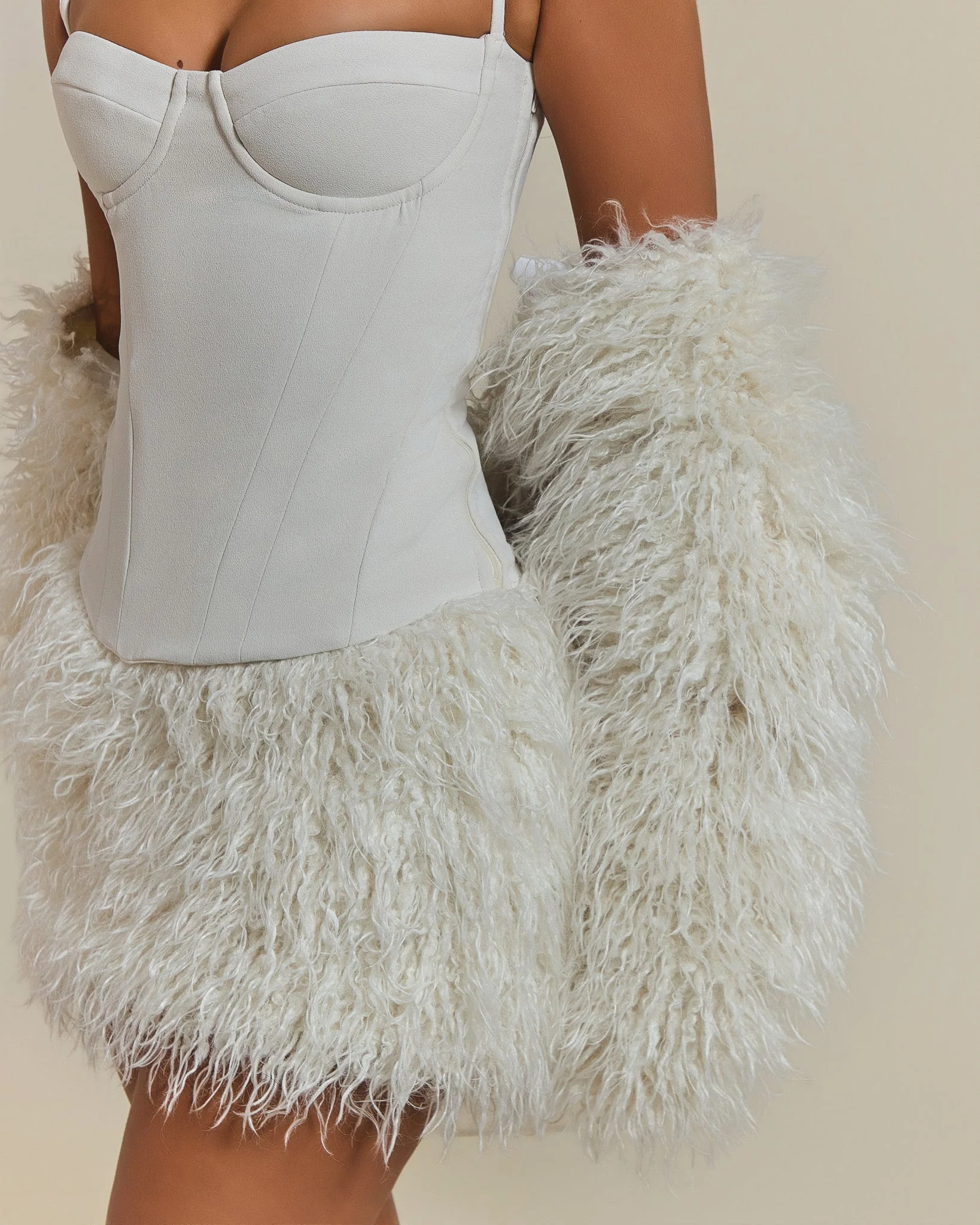The Sabrine Fur Shrug and Mini Skirt Set in Cream - Image 6