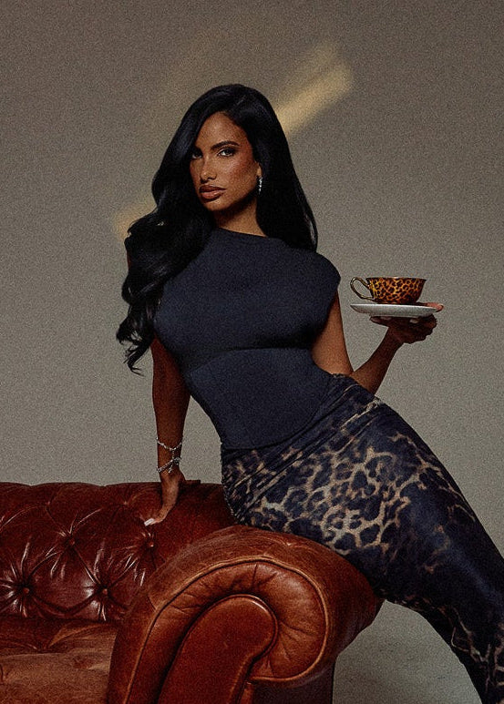 The Sandra Top in Black - Image 4