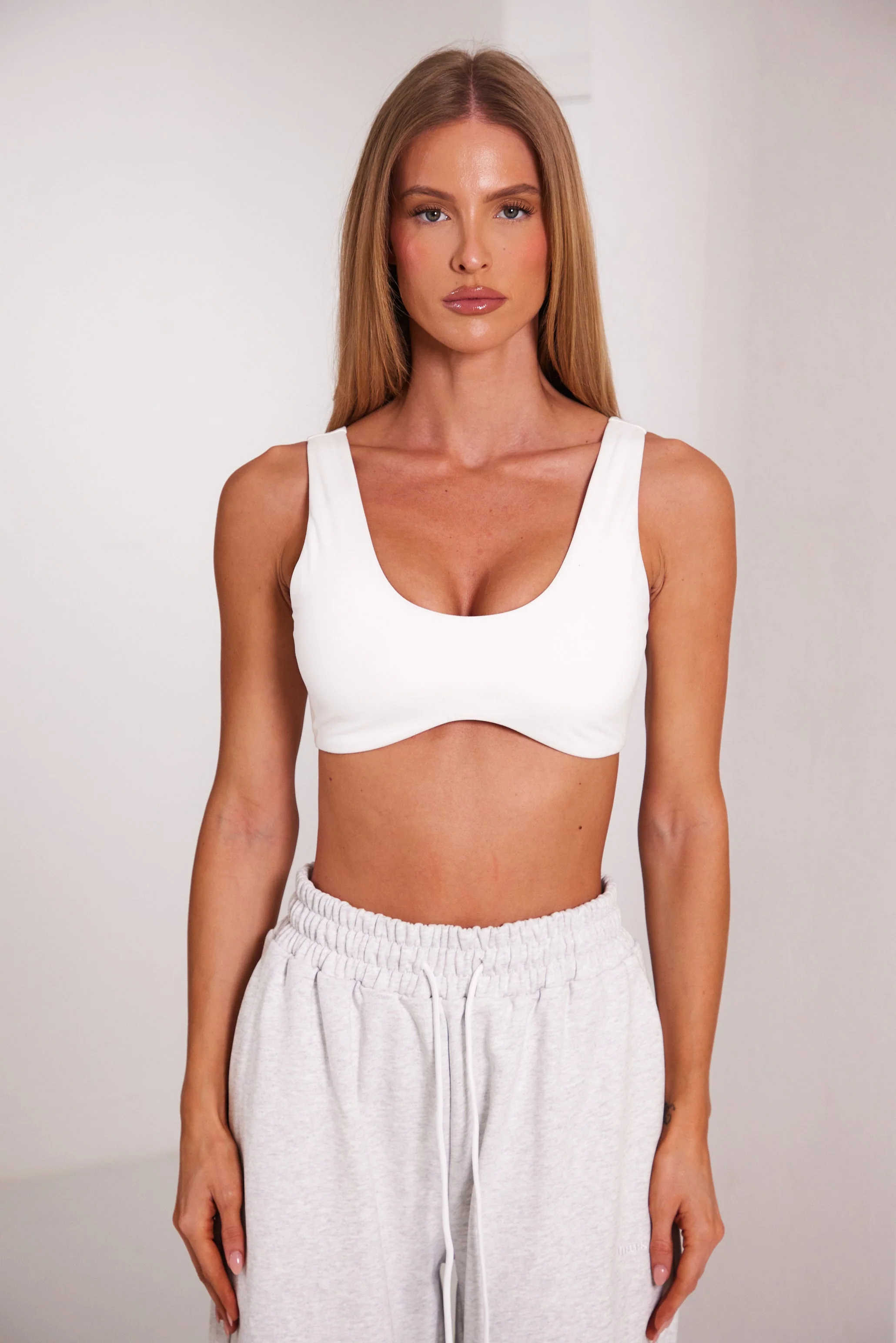 The Scoop Neck Seamless Bralet in White - Image 7