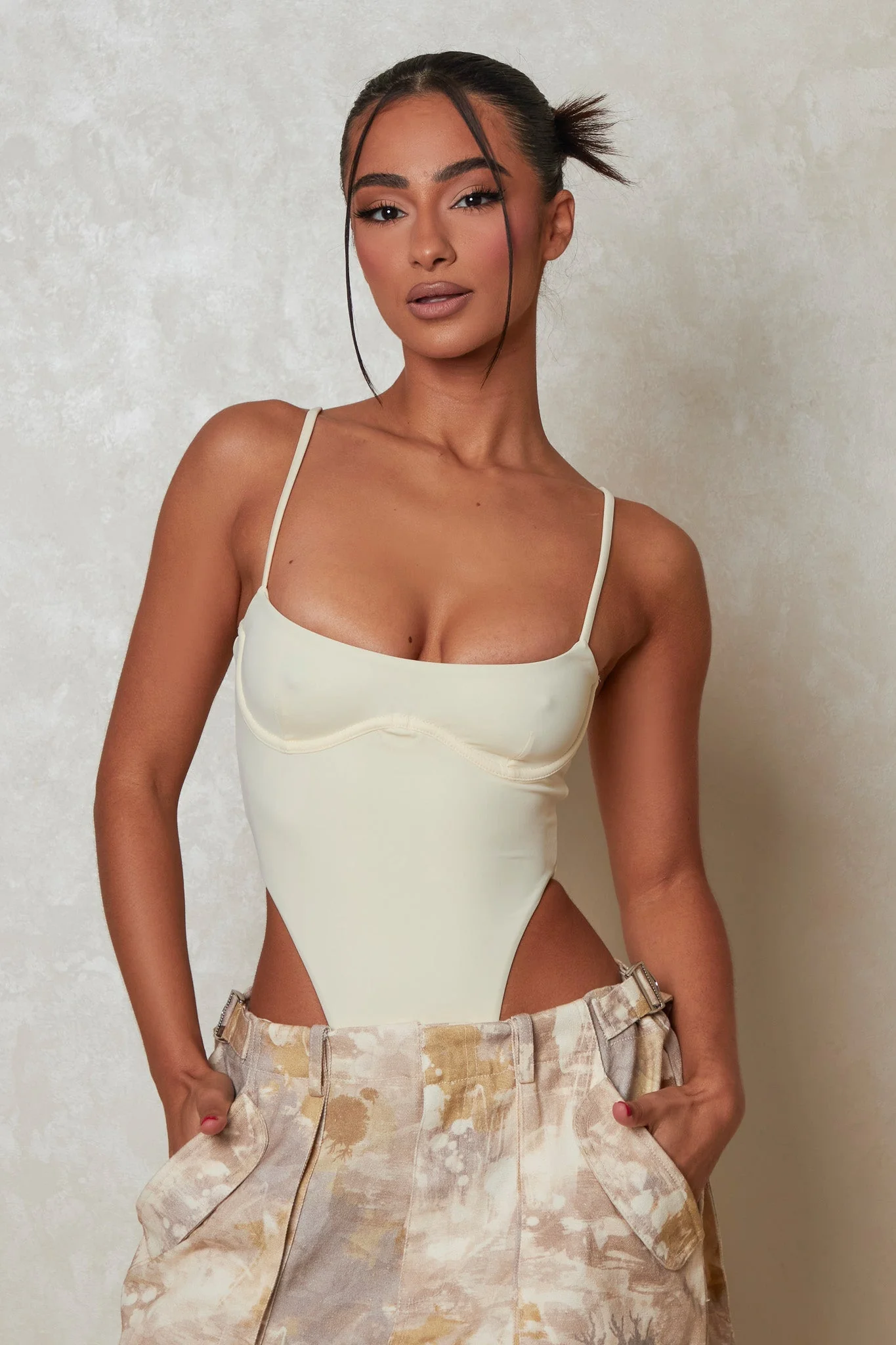 The Scoop Suit in Cream - Image 2