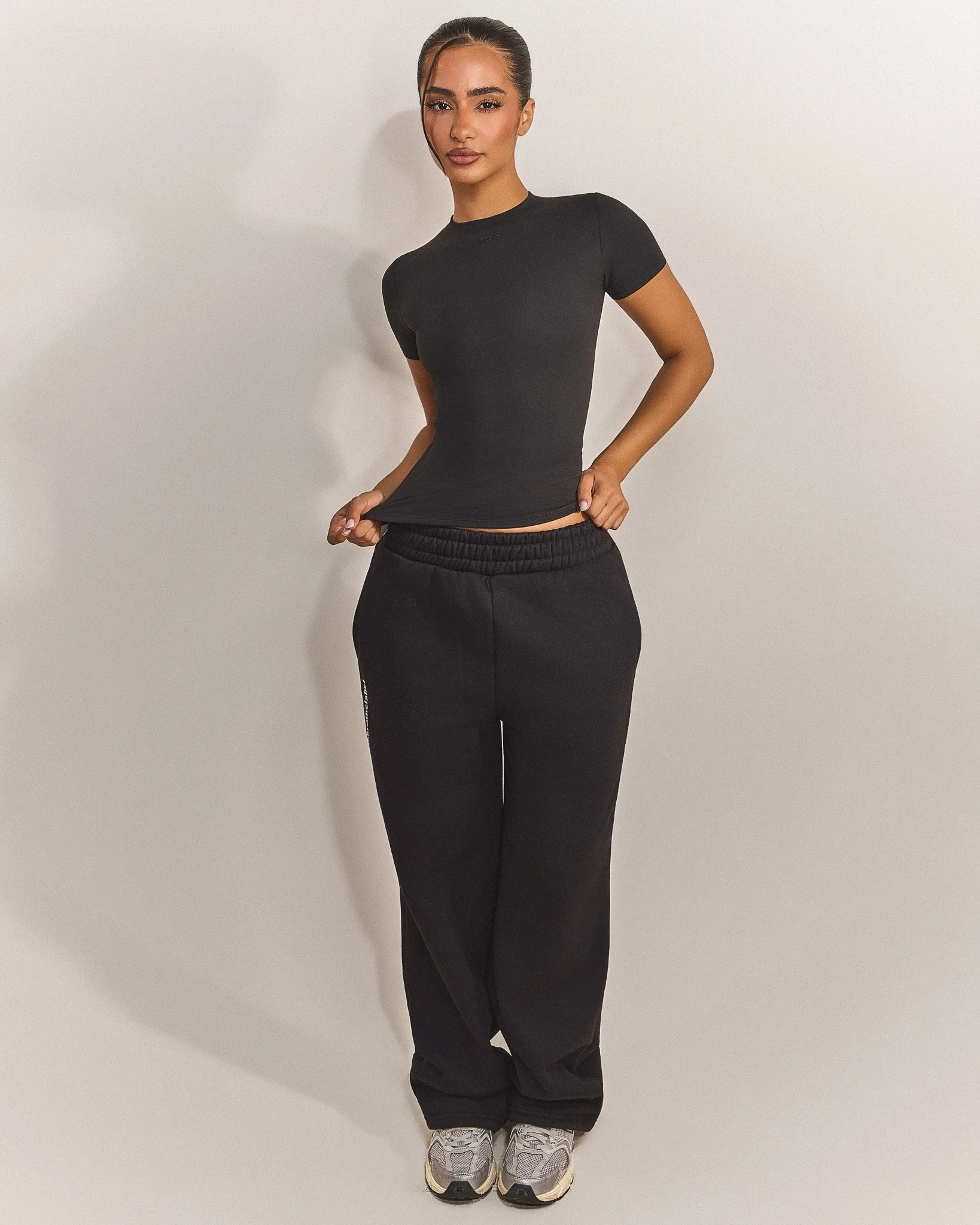 The Sculpt Short Sleeve Top in Black - Image 10
