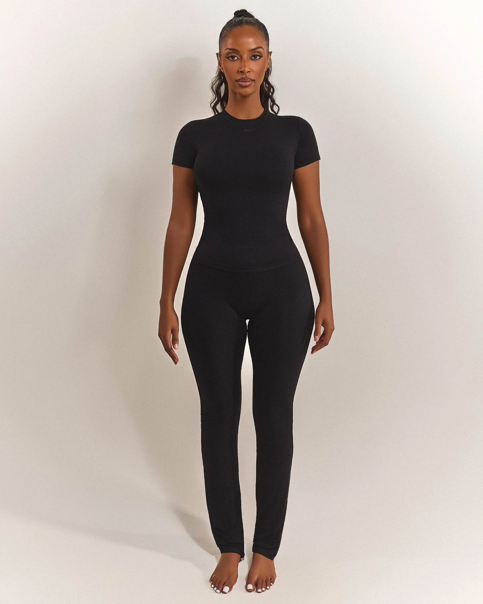 The Short Sleeve Cotton Top in Black - Image 3