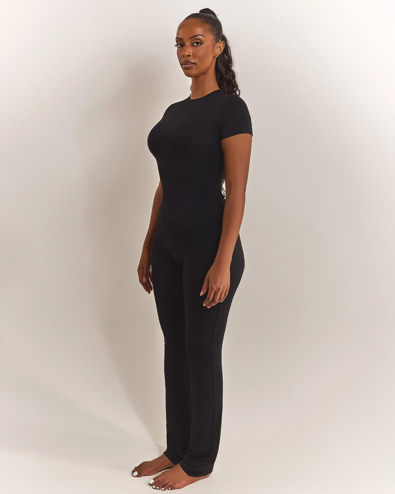 The Short Sleeve Cotton Top in Black - Image 4