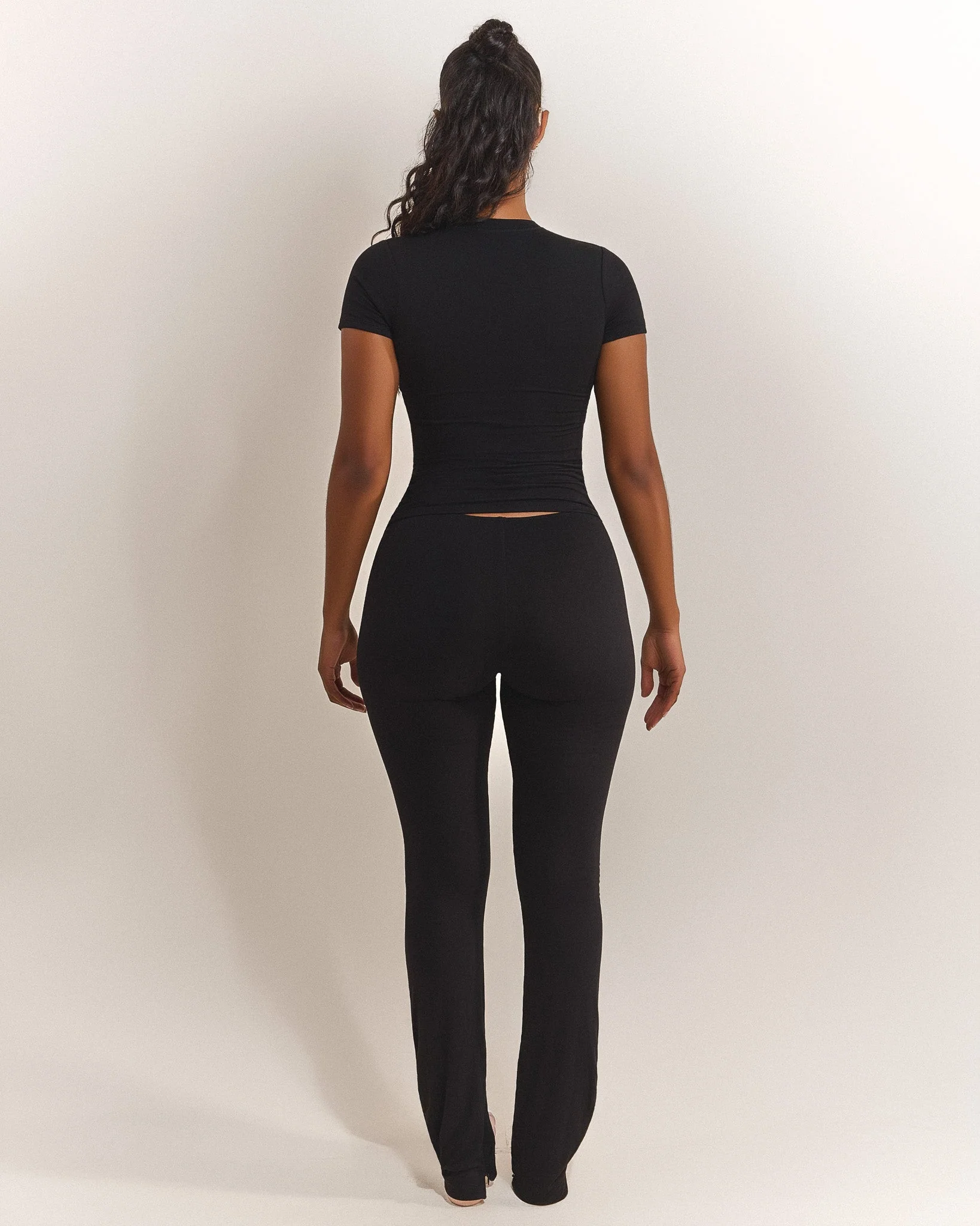 The Short Sleeve Cotton Top in Black - Image 5