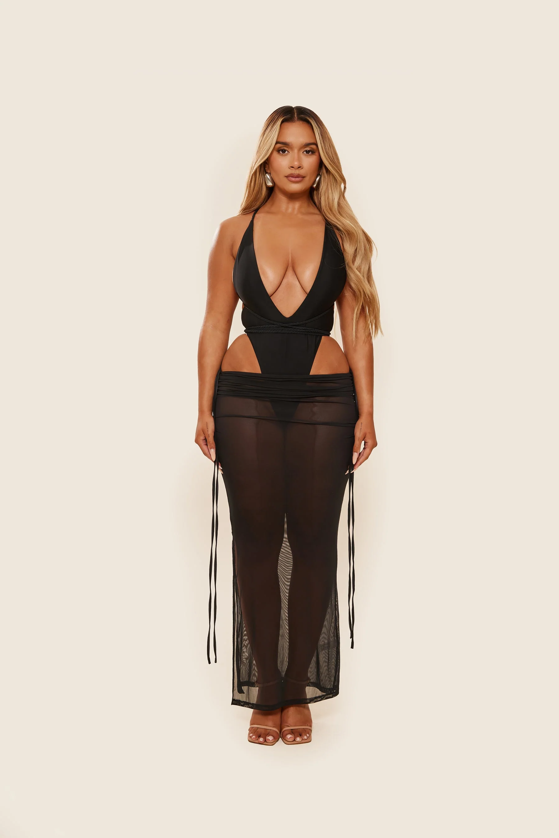 The Vela Maxi Coverup in Black - Image 6