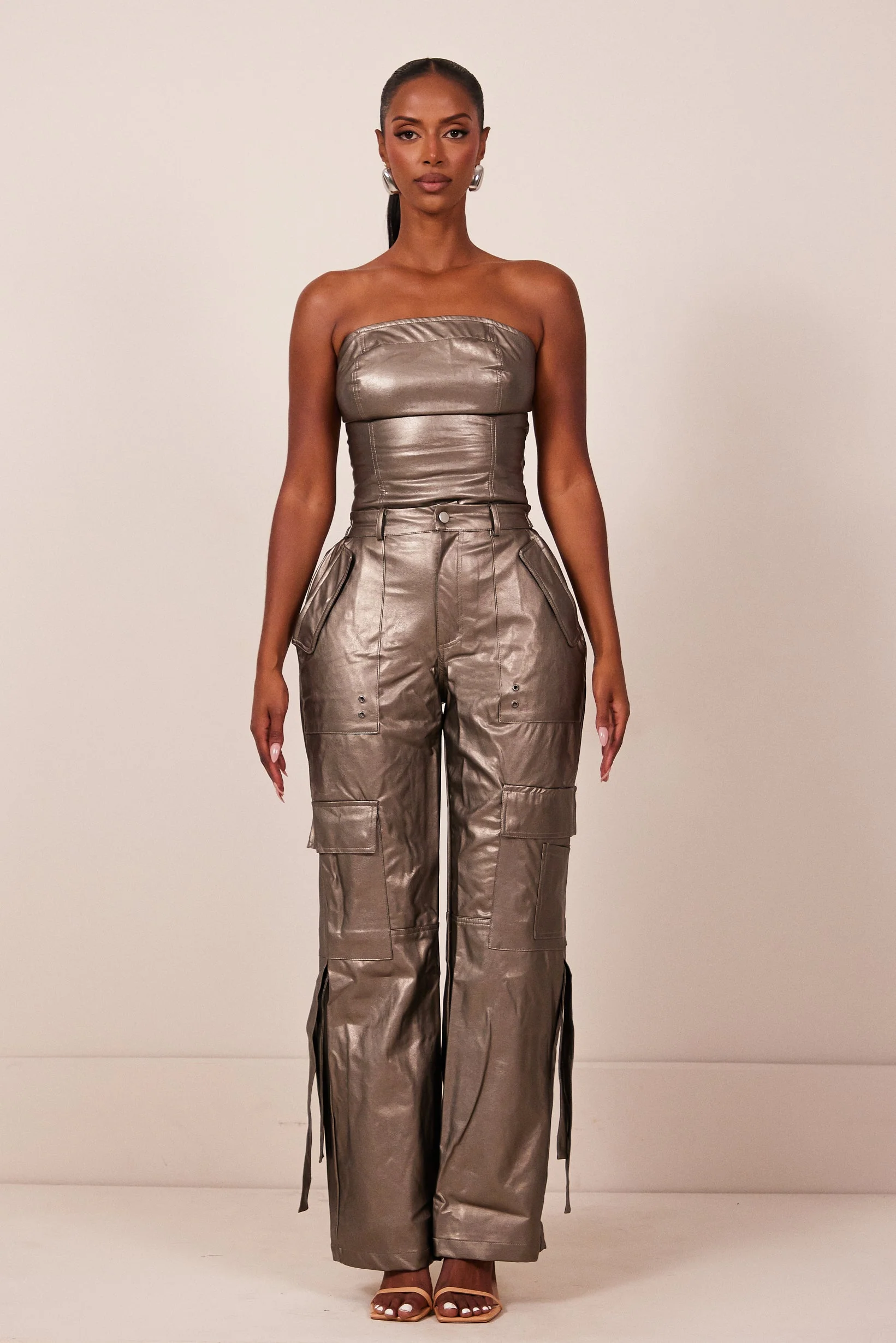 The Zeda Cargos in Bronze - Image 2